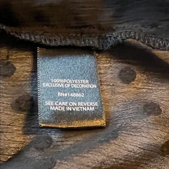 Torrid Black Chiffon Clip Dot Contrasting Eyelet Buttonup Top 4X EUC Whimsygoth - Picture 9 of 10